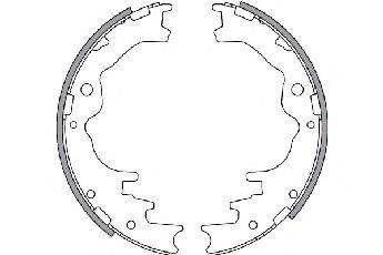 MAZDA UB7126310C Комплект гальмівних колодок